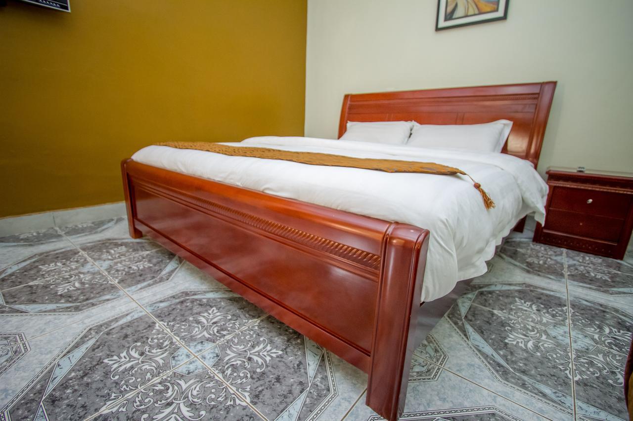 Tuzza Hotel Bushenyi Exterior foto